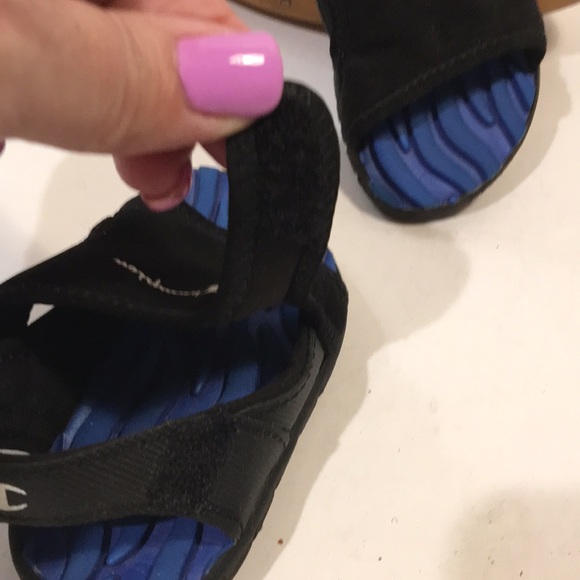 ♥️Champion baby water sandals size us 3 w - Picture 3 of 7